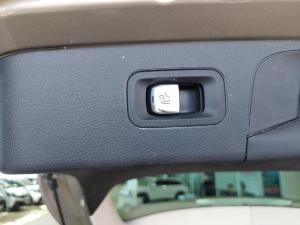 Mercedes-Benz GLC GLC300d 4Matic - Image 9