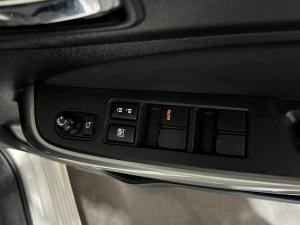 Suzuki Swift 1.2 GLX manual - Image 14