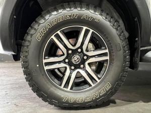 Toyota Hilux 2.4GD-6 double cab 4x4 Raider X auto - Image 20