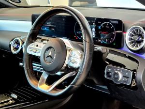 Mercedes-Benz CLA CLA220d Progressive - Image 14