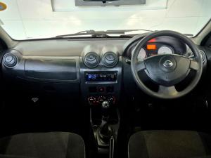 Nissan NP200 1.6i safety pack (aircon) - Image 11