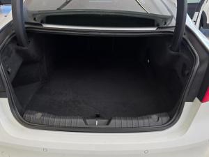 Jaguar XF 20d R-Sport - Image 16