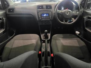 Volkswagen Polo Vivo hatch 1.4 Trendline - Image 9