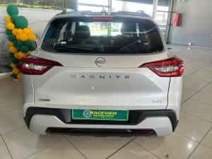 Nissan Magnite 1.0 Turbo Acenta Plus auto - Image 3