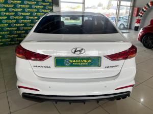 Hyundai Elantra 1.6 Turbo Elite Sport - Image 3
