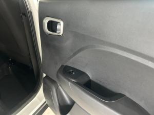 Hyundai Venue 1.2 Premium - Image 10