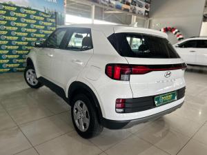 Hyundai Venue 1.2 Premium - Image 3