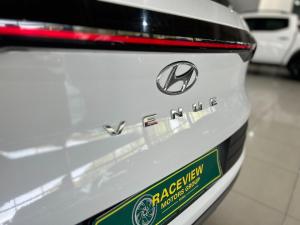 Hyundai Venue 1.2 Premium - Image 4
