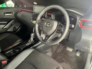 Toyota Corolla Cross 1.8 Hybrid GR-Sport - Image 11