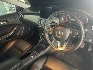 Mercedes-Benz GLA GLA200 auto - Image 16