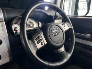 Toyota FJ Cruiser FJ Cruiser - Image 14