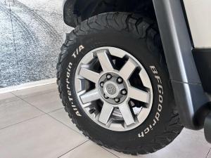 Toyota FJ Cruiser FJ Cruiser - Image 23