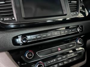 Kia Grand Sedona 2.2CRDi EX 11-seater - Image 14