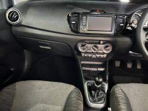 Kia Pegas 1.4 LX manual - Image 7