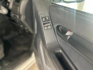 Isuzu D-Max 250 4x4 Hi-Ride - Image 6