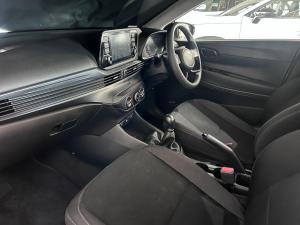 Hyundai i20 1.2 Motion - Image 13