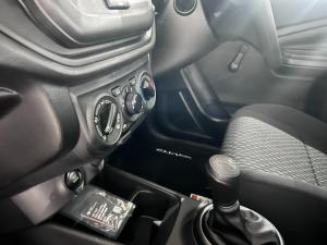 Toyota Vitz 1.0 - Image 15