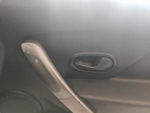 Renault Sandero 66kW turbo - Image 14