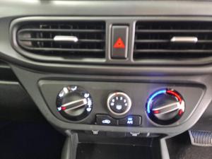 Hyundai Grand i10 1.2 Fluid hatch auto - Image 17