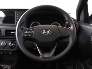 Hyundai Grand i10 1.0 Premium hatch - Image 14