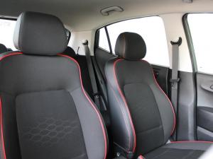 Hyundai Grand i10 1.0 Premium hatch - Image 17