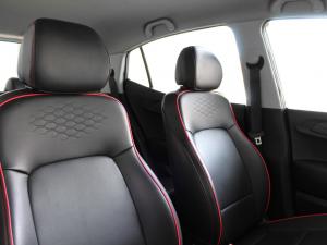 Hyundai Grand i10 1.0 Premium hatch - Image 18