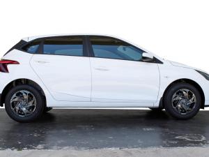 Hyundai i20 1.2 Motion - Image 12