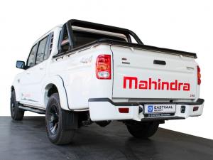 Mahindra Pik Up 2.2CRDe double cab S6 manual - Image 12