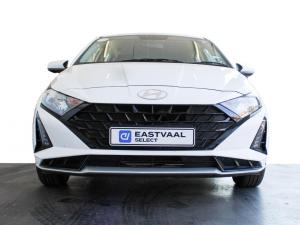 Hyundai i20 1.2 Premium - Image 2