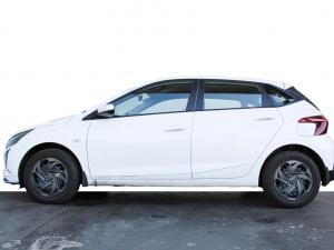 Hyundai i20 1.2 Premium - Image 7
