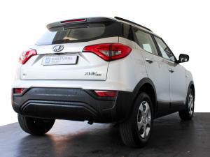 Mahindra XUV300 1.5TD W6 - Image 5