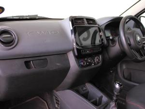 Renault Kwid 1.0 Techno manual - Image 13