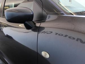 Toyota Starlet 1.4 XS auto - Image 9