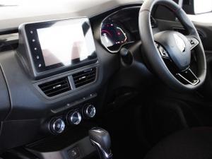 Renault Kiger 1.0 Turbo Intens auto - Image 10