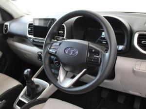 Hyundai Venue 1.0T Motion manual - Image 14