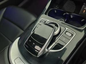 Mercedes-Benz C-Class C200 - Image 12