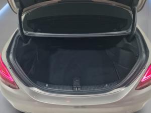 Mercedes-Benz C-Class C200 - Image 19