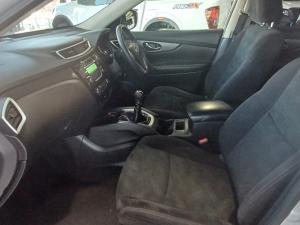 Nissan X-Trail 2.0 XE - Image 15