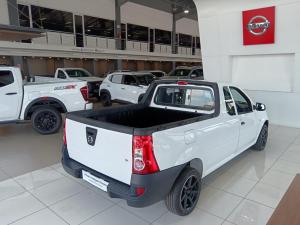 Nissan NP200 1.6i safety pack (aircon) - Image 6