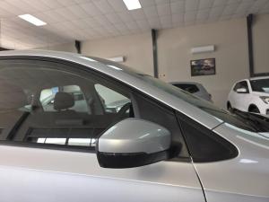 Volkswagen Polo sedan 1.6 Comfortline - Image 8