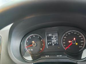 Volkswagen Polo Vivo hatch 1.4 - Image 19