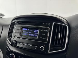 Hyundai H-1 2.5 Crdi Multicab automatic 6 Seat - Image 6