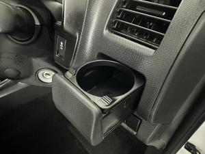 Isuzu D-MAX 250 HO HI-RIDE automatic D/C - Image 8