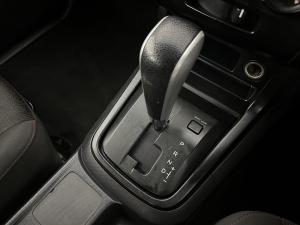 Isuzu D-MAX 250 HO HI-RIDE automatic D/C - Image 9