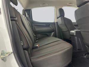 Isuzu D-MAX 250 HO HI-RIDE D/C - Image 11