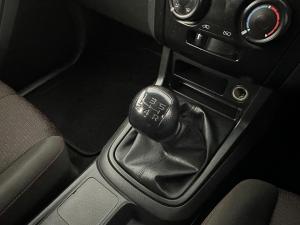 Isuzu D-MAX 250 HO HI-RIDE D/C - Image 5