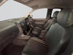 Isuzu D-MAX 250 HO HI-RIDE E/CAB - Image 3