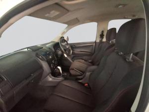 Isuzu D-MAX 250 HO HI-RIDE automatic D/C - Image 3