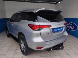 Toyota Fortuner 2.4GD-6 auto - Image 3