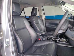 Toyota Fortuner 2.4GD-6 auto - Image 5